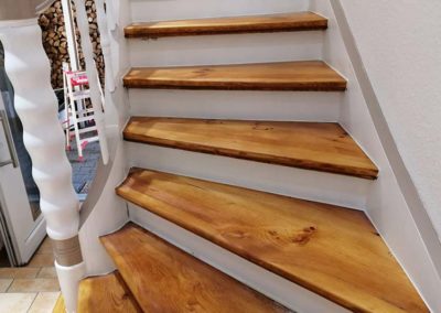 Sanierung Treppenstufen Holz